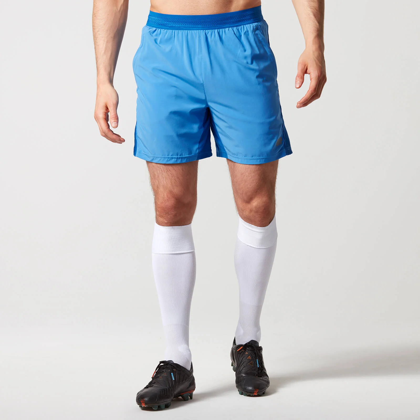 Myprotein Strike Football Shorts - S - أزرق فاتح الصورة 1