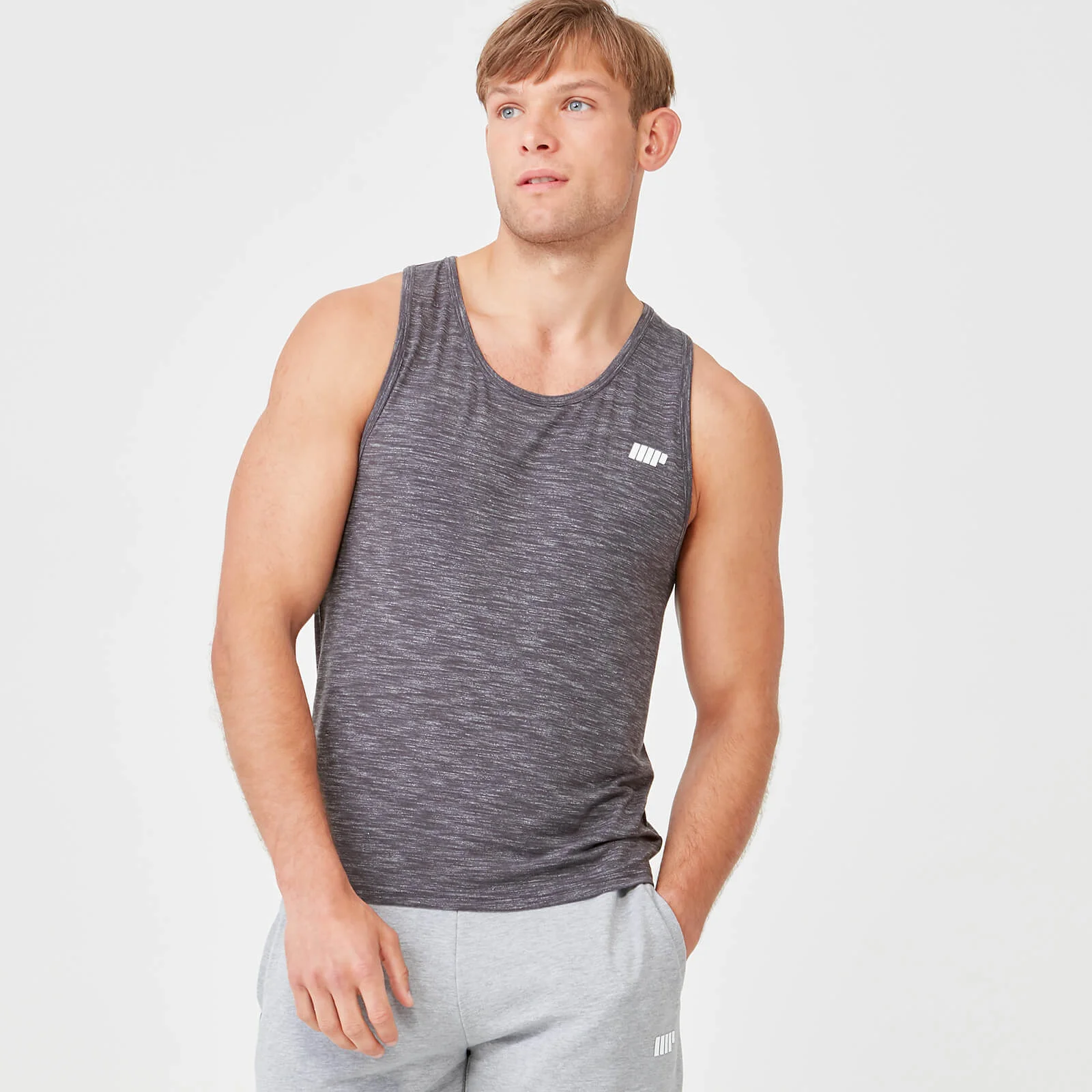 Myprotein Performance Tank Top - Black - XS - أسود الصورة 1