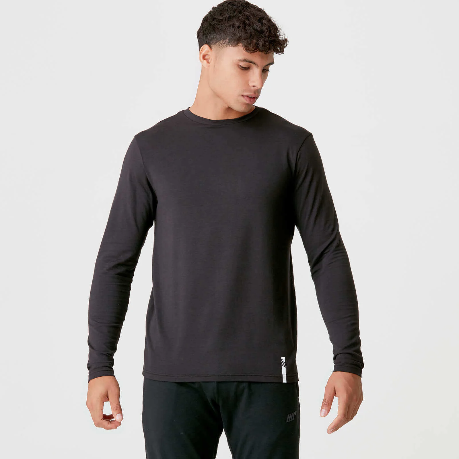 MP Men's Luxe Classic Long Sleeve Crew - Black - XS الصورة 1