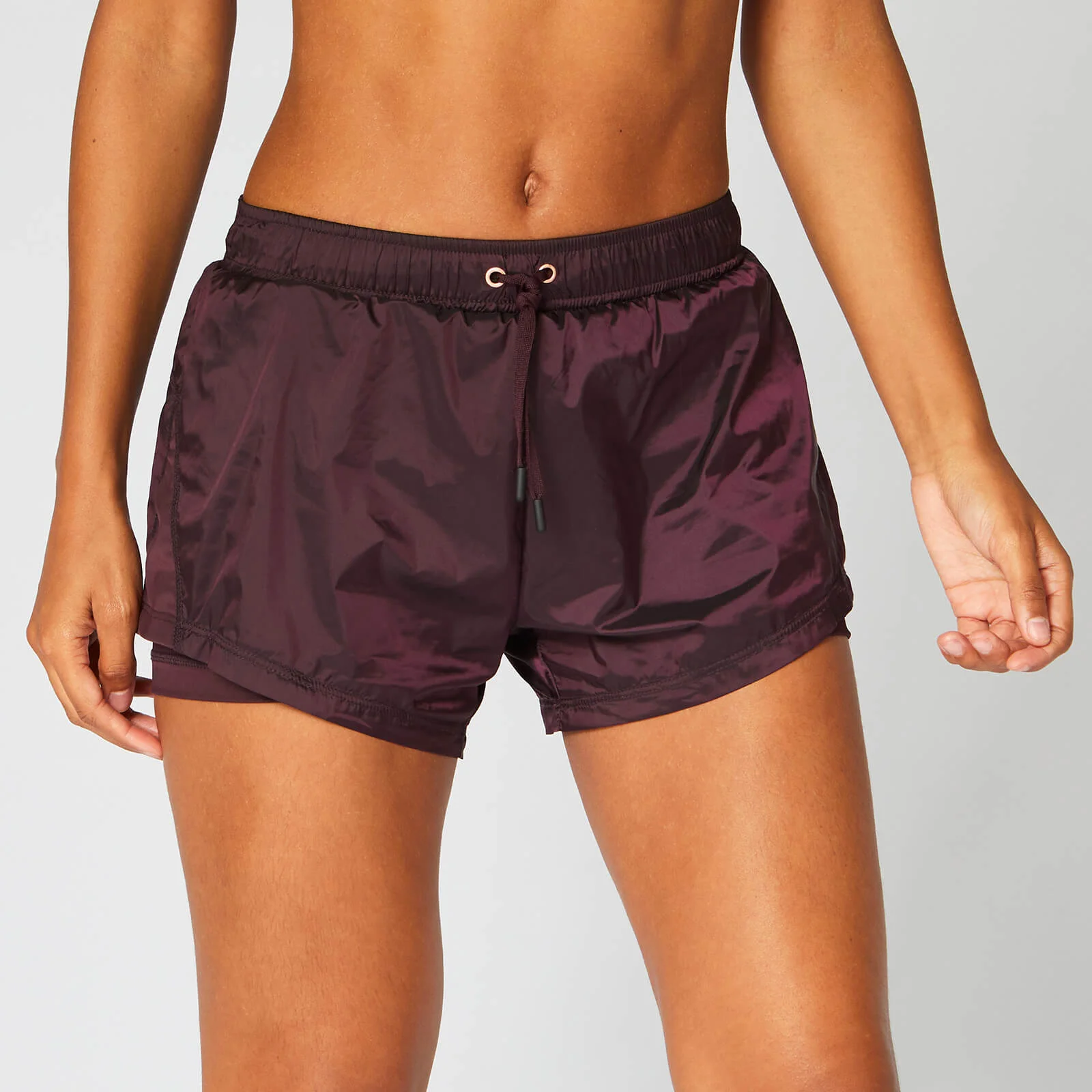 MP Metallic Double Layer Shorts - Malbec - XS الصورة 1