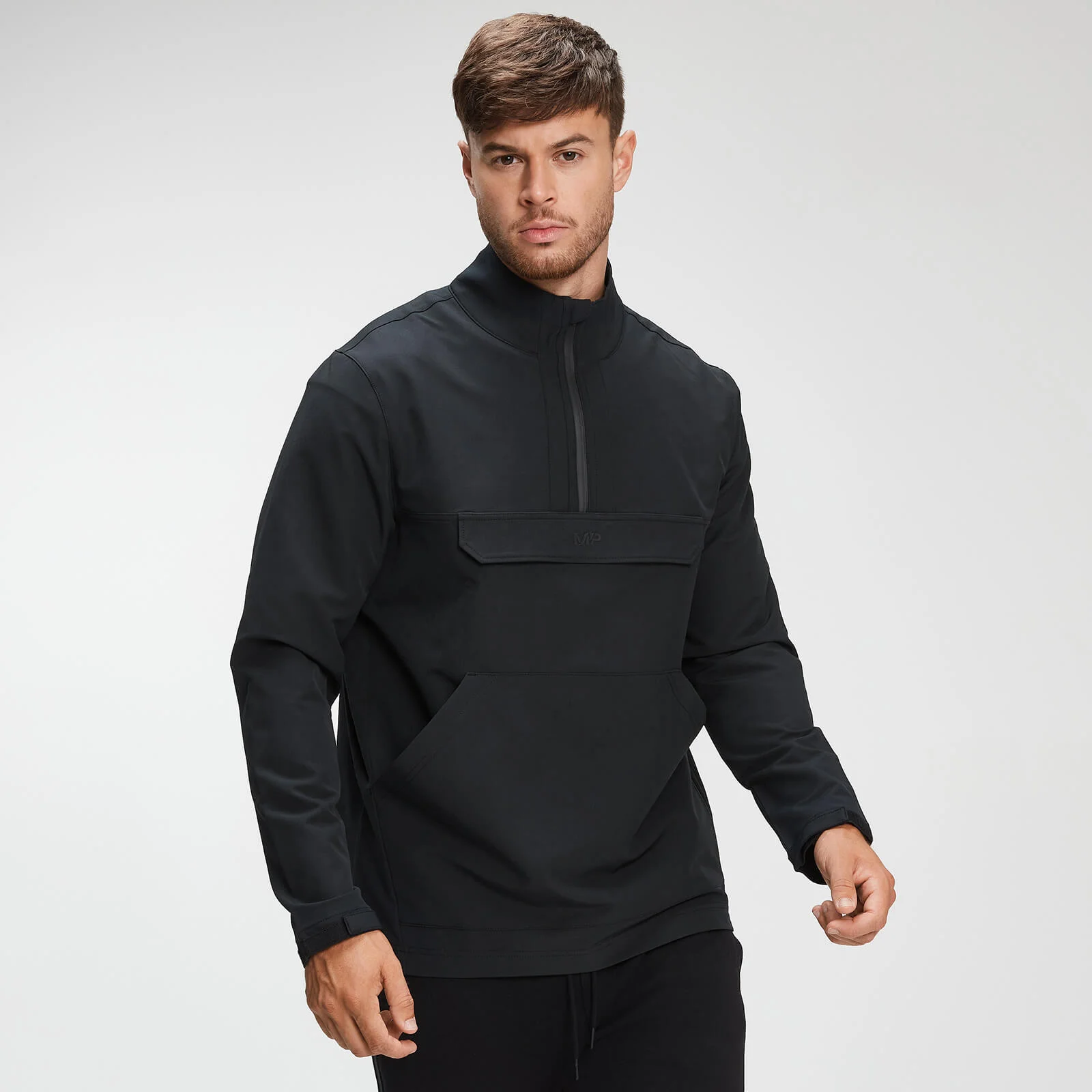 Men's Essential Cagoule - Black - S الصورة 1