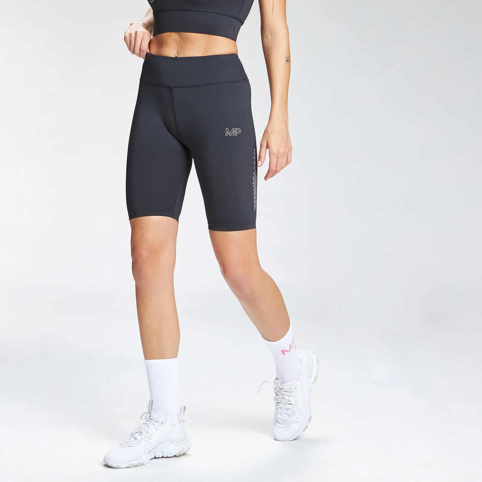 MP Women's Repeat Mark Graphic Training Cycling Shorts - Black - XXS الصورة 1