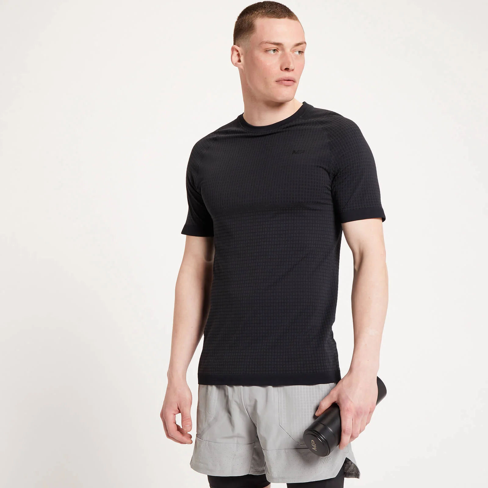 Limited Edition MP Men's Tempo Ultra Seamless Short Sleeve T-Shirt - Black - XXS الصورة 1