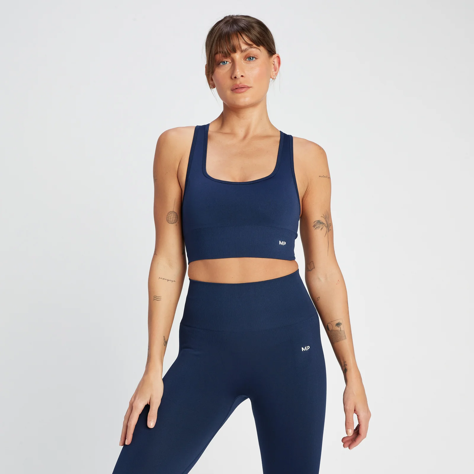 MP Women's Shape Seamless Cross Strap Sports Bra - Navy - S الصورة 1